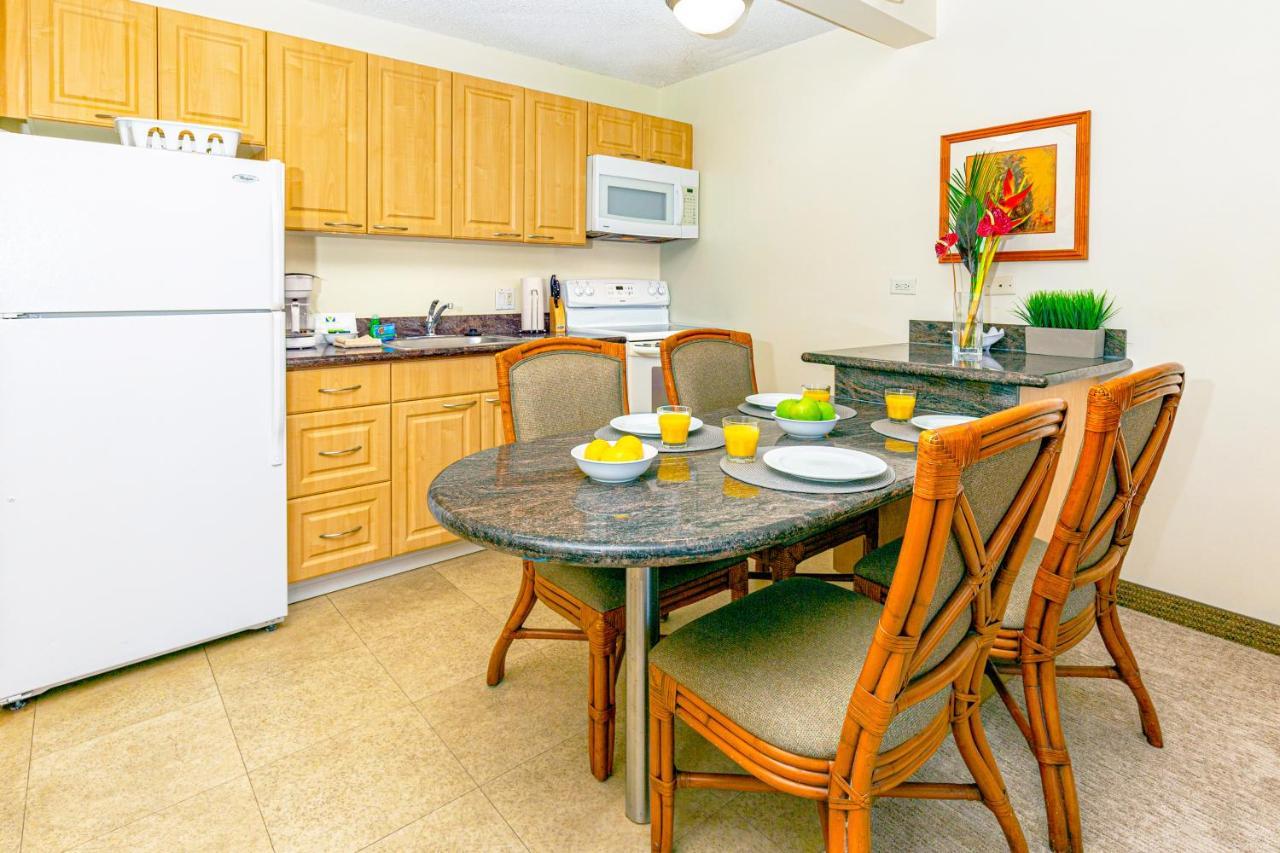 Mountain Views & Steps To Beach - Free Parking! Honolulu Luaran gambar